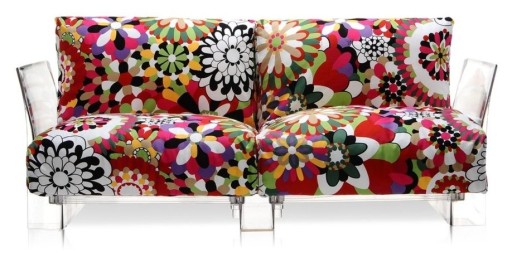 Canapea cu doua locuri Kartell Pop design Piero Lissoni & Carlo Tamborini cadru transparent tapiterie Missoni Vevey rosu