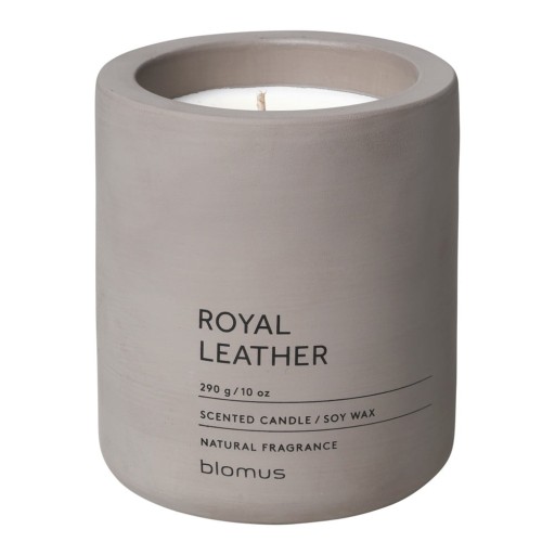 Lumânare parfumată din ceară de soia timp de ardere 55 h Fraga: Royal Leather – Blomus