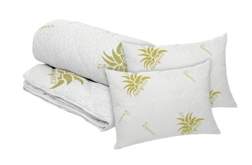 Set Aloe Vera Essence, 2 perne microfibra 50x70 cm si pilota matlasata 350g/mp, 200x220 cm