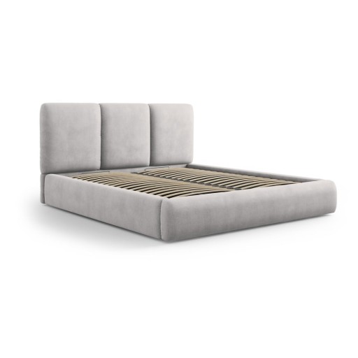 Pat matrimonial gri deschis tapițat cu spațiu de depozitare cu somieră 180x200 cm Brody – Mazzini Beds